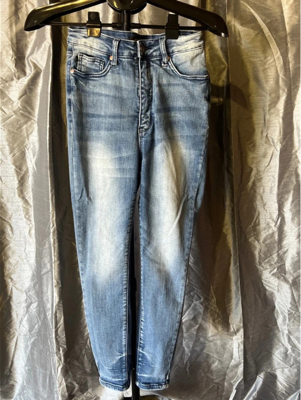 Judy Blue Skinny Fit Sz 7/28